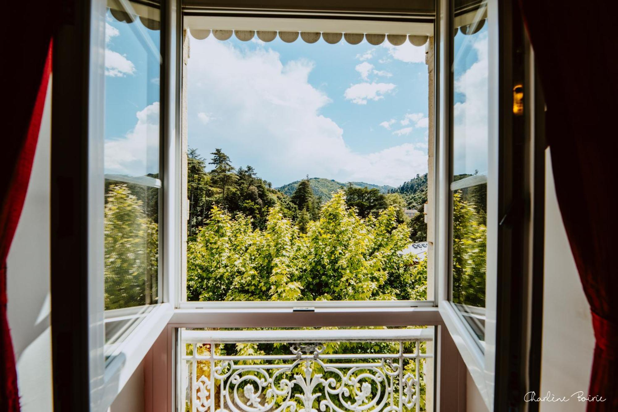 Grand Hotel Des Bains Vals-les-Bains Eksteriør bilde